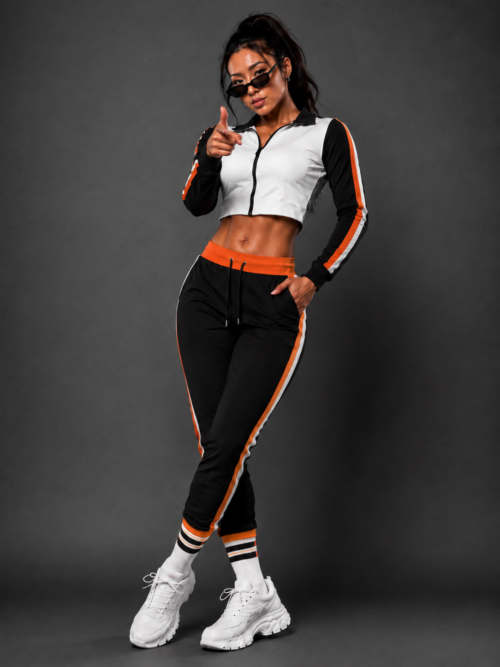 GYM GRL11